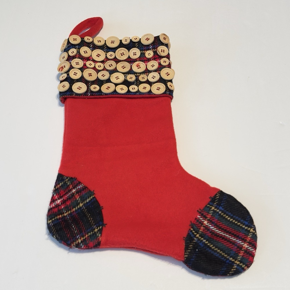 Christmas Stocking with Wooden Buttons JO-ANN Plaid Felt Farmhouse‎